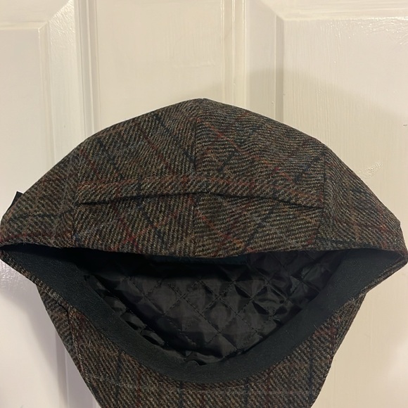 Wool trinity cap medium, made in Ireland, NWTags - Picture 3 of 3